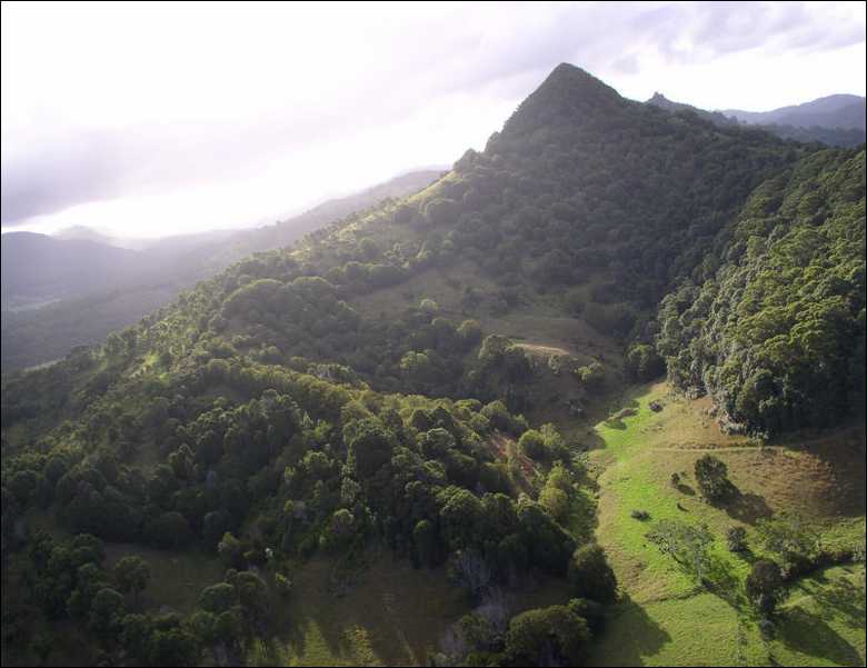 Mt_Chincogan_Mullumbimby_Aerial_Photograph.jpg