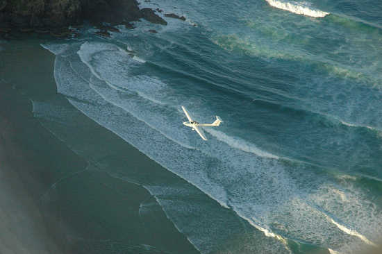 Motorglider over Cape Byron - Click to Enlarge